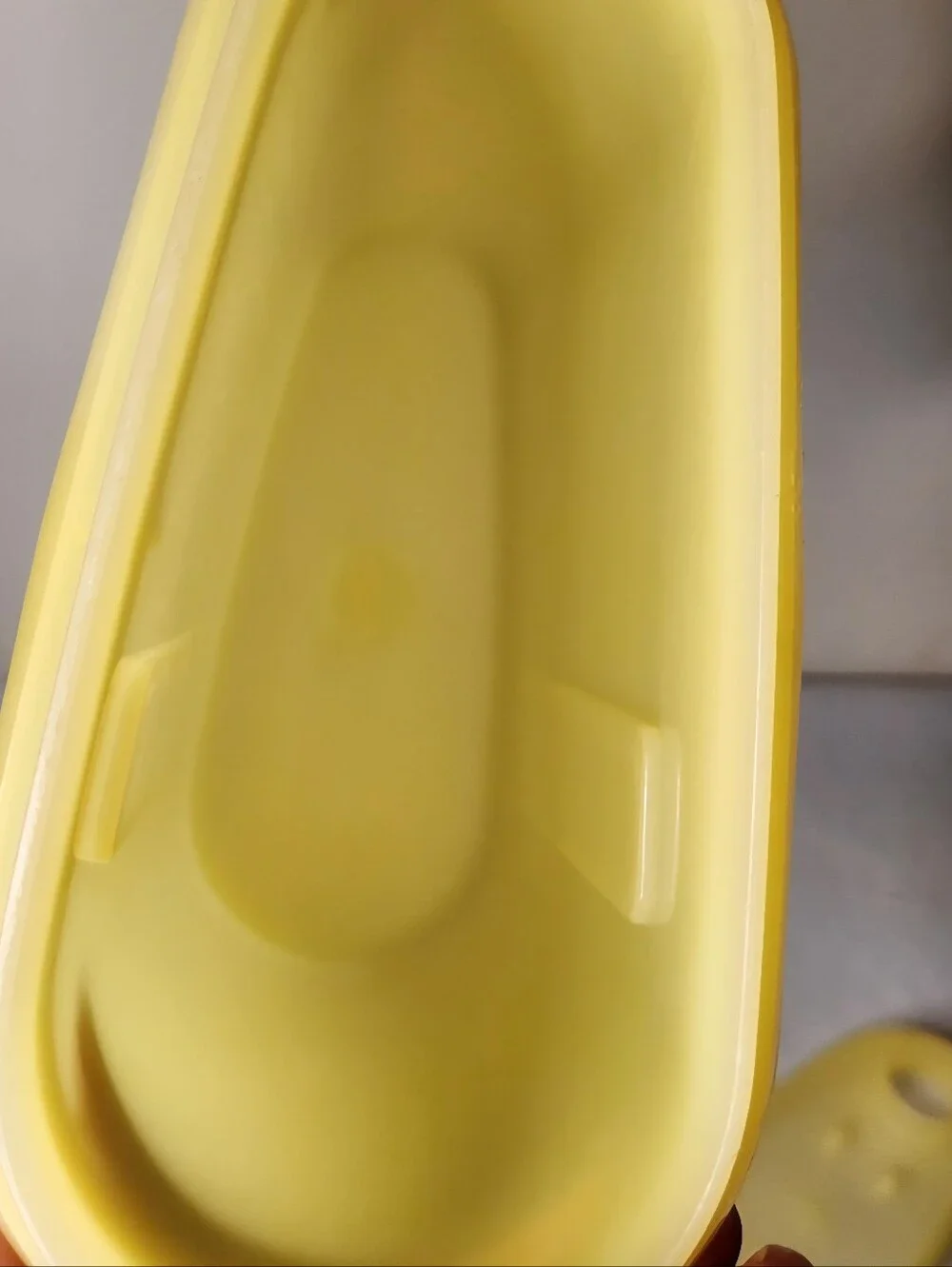 Vintage Tupperware Yellow One Quart Beverage Buddy Pitcher: Slim Design 792
